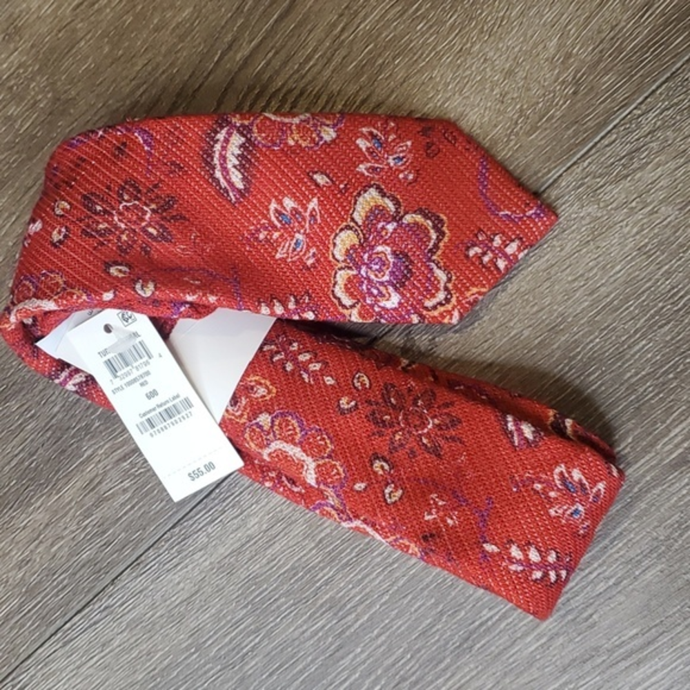 Bar III Red Turner Floral Skinny Tie‎